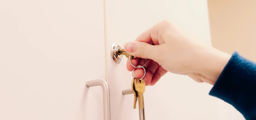 Cabinet Electronic Locks Repair in Altadena, California