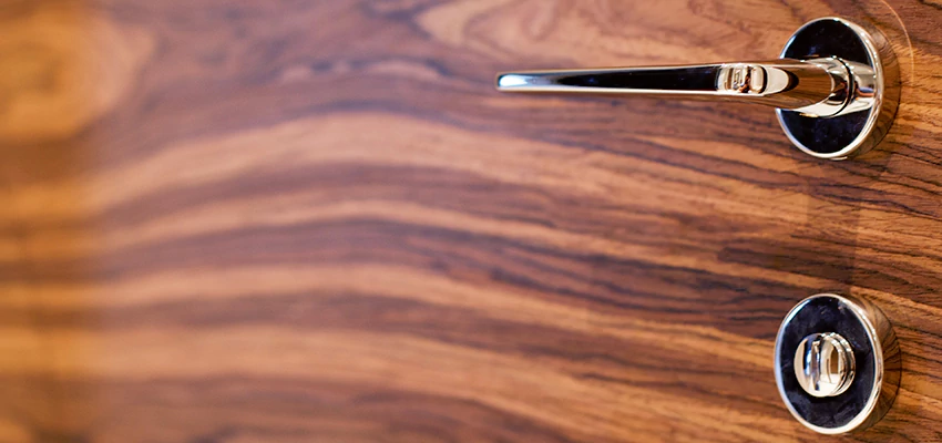 On Demand Locksmith For Key Fobs Repair in Altadena, California